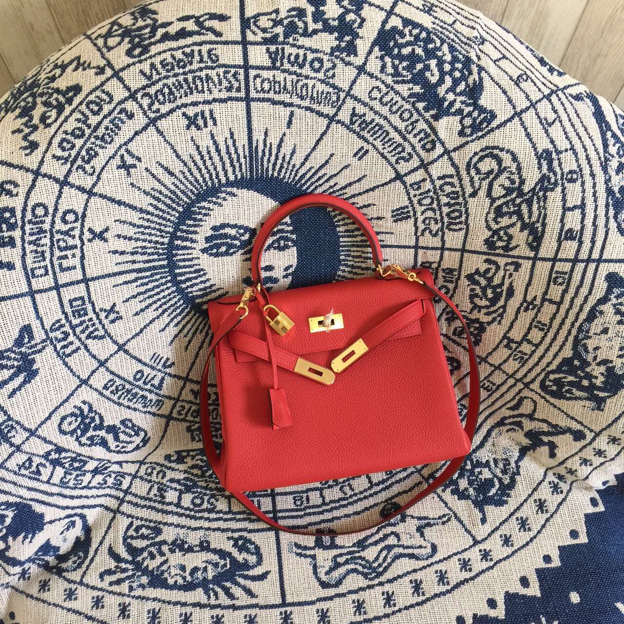 Hand Stitching Hermes D5 Geranium Red Togo Leather Retourne Kelly Bag28CM