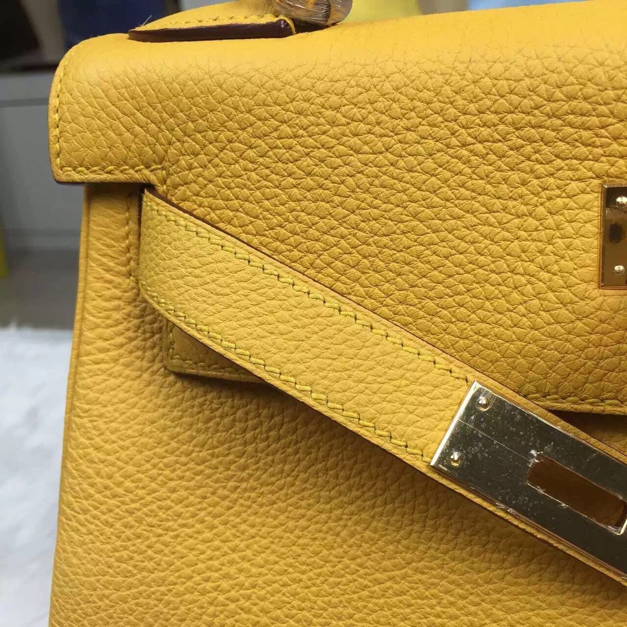 Elegant Hermes Kelly Bag 28CM Mustard Yellow Togo Leather Gold Hardware