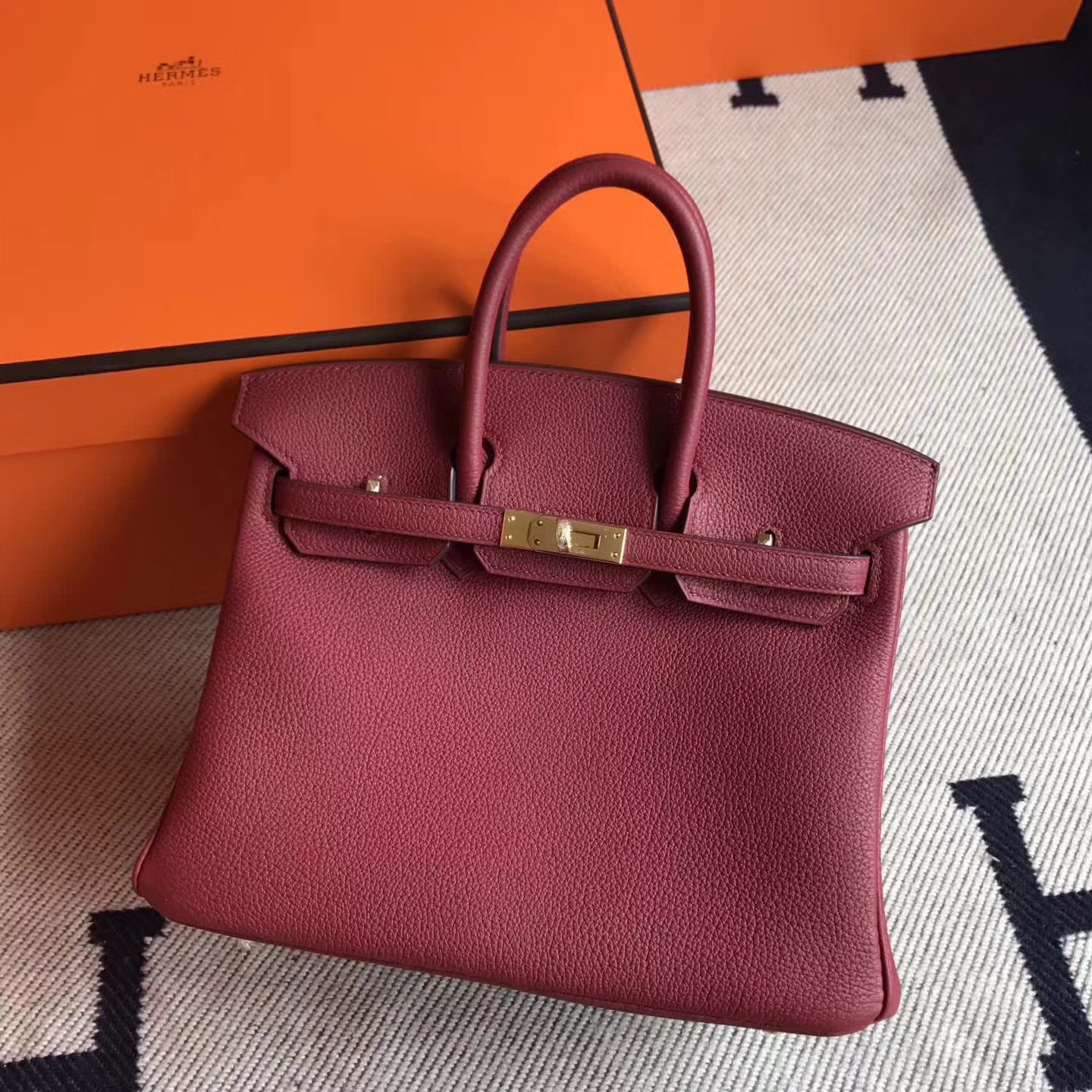 Beautiful Hermes Togo Calfskin Birkin25cm Bag in K1 Rouge Grenade