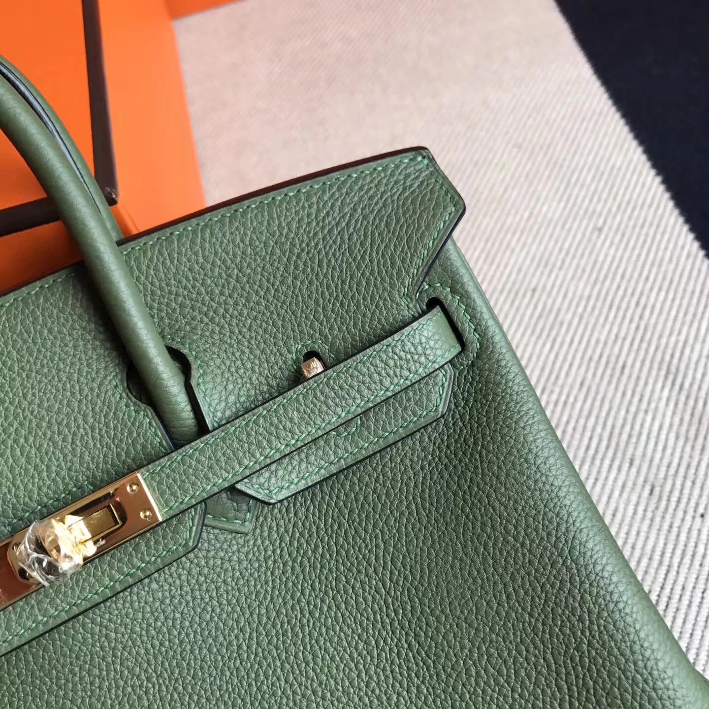 Elegant Hermes Bag V6 Canopee Green Togo Leather Birkin25cm Gold Hardware