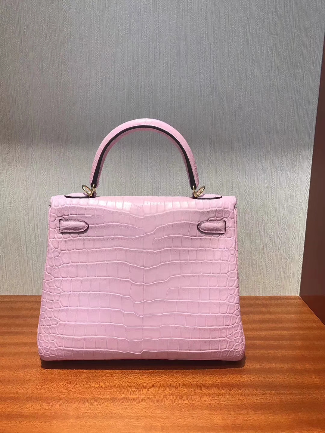 Pretty Hermes 5P Rose Sakura Matt Porosus Crocodile Kelly25CM Bag Gold Hardware