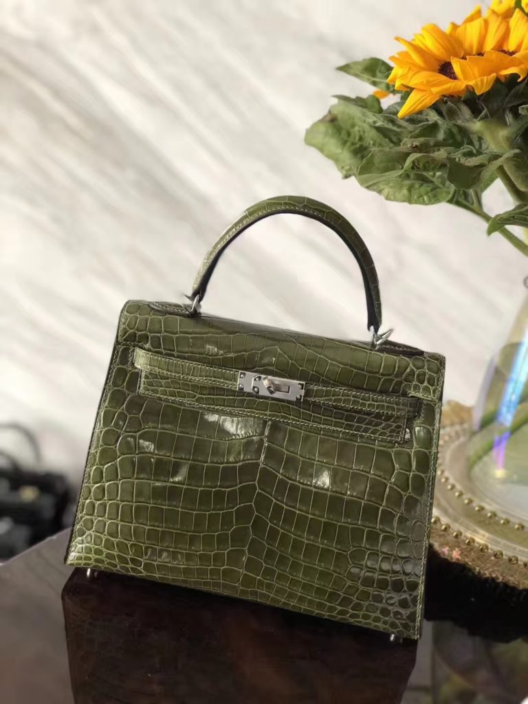 Hermes 6H Olive Green Shiny Crocodile Leather Kelly 25CM Bag