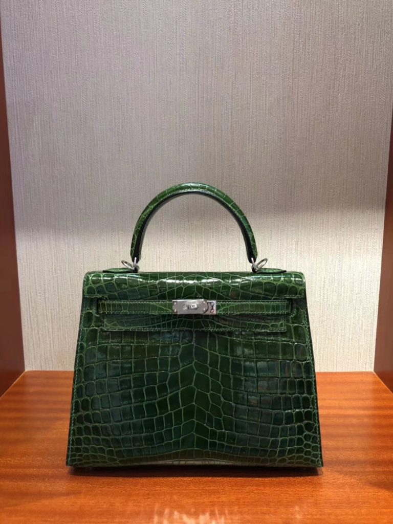 Hermes CK67 Vert Fonce Shiny Crocodile Leather Kelly Bag 25CM