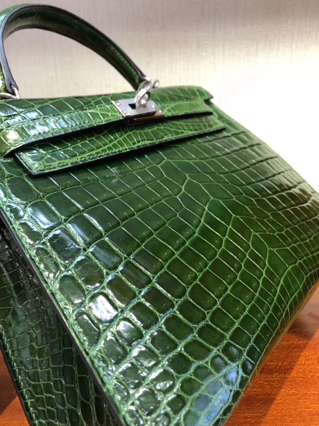 Luxury Hermes CK67 Vert Fonce Shiny Crocodile Leather Kelly Bag25CM