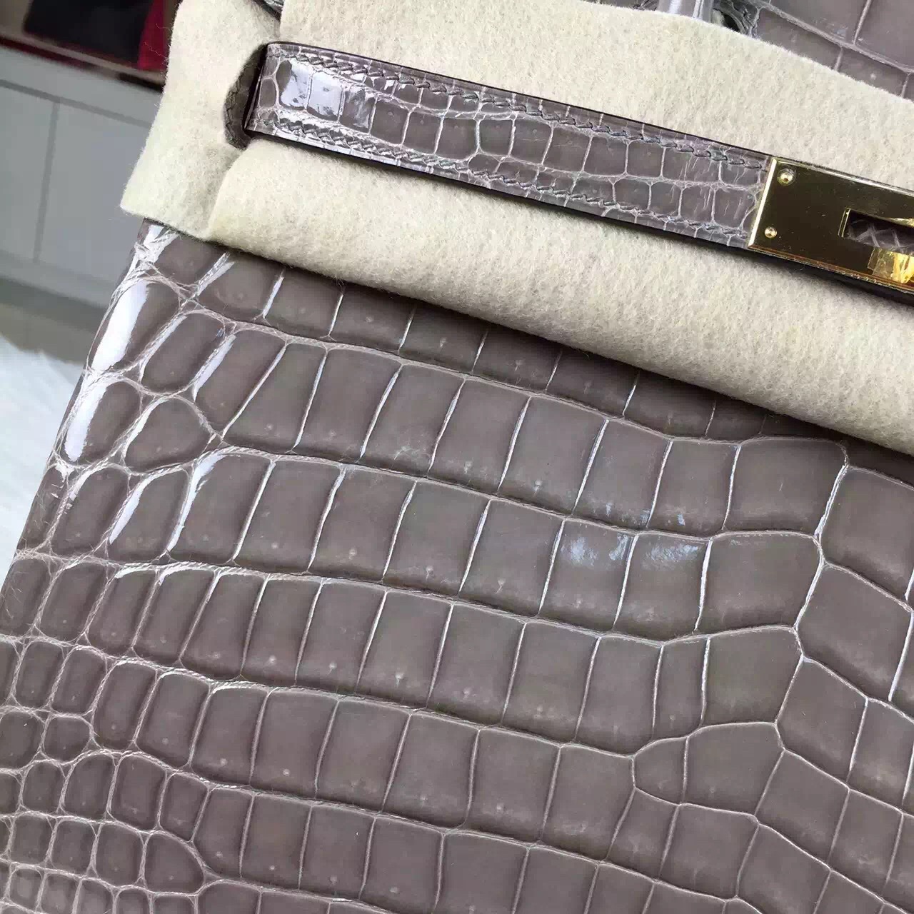 On Sale Hermes Mousse Grey HCP Original Crocodile Leather Birkin Bag30cm Ladies&#8217; Handbag