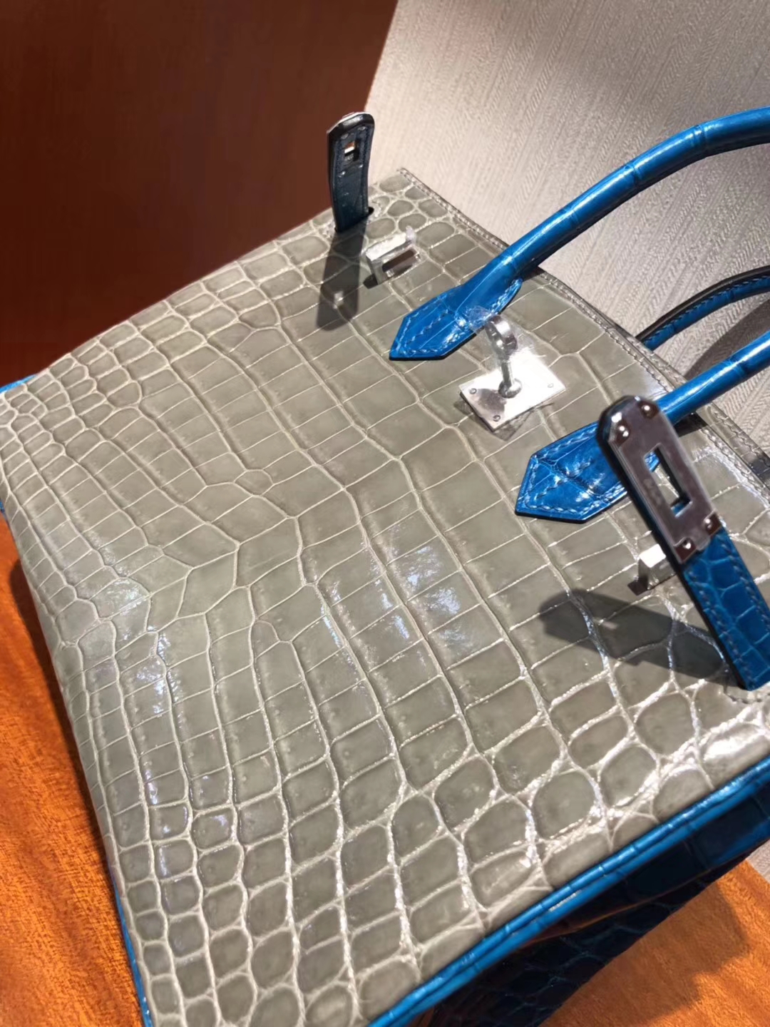 Discount Hermes CK81 Gris Tourterelle/7W Blue Izmir Shiny Crocodile Birkin Bag25CM