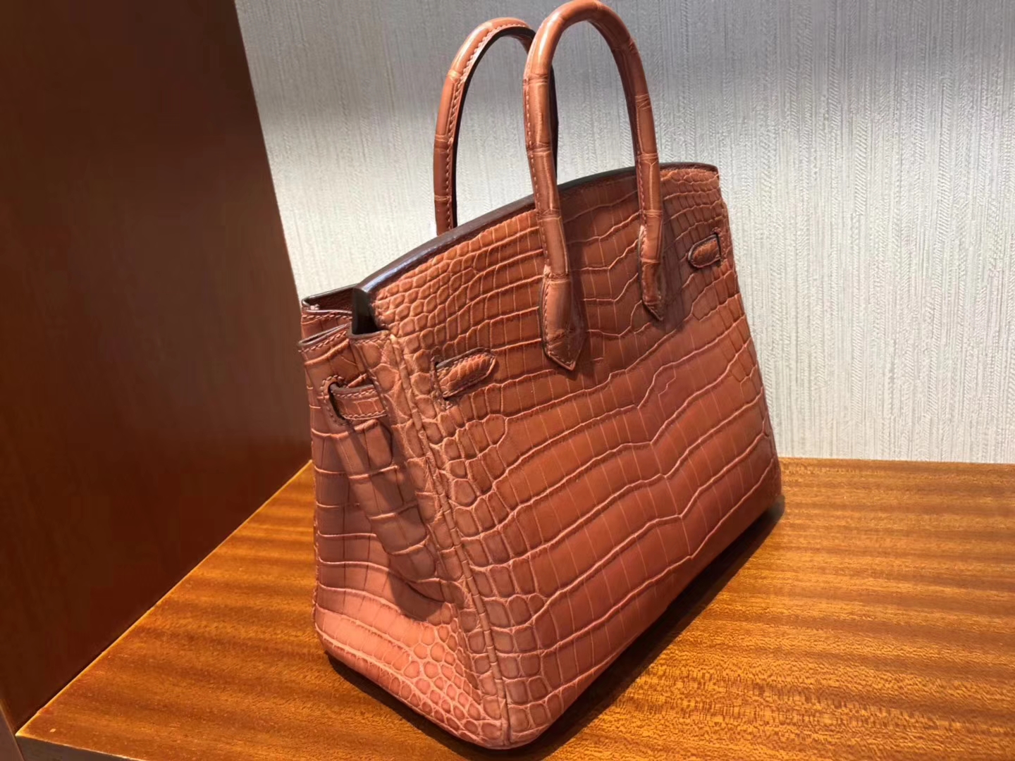 Pretty Hermes L5 Rose Crevette Crocodile Matt Birkin25cm Bag Gold Hardware