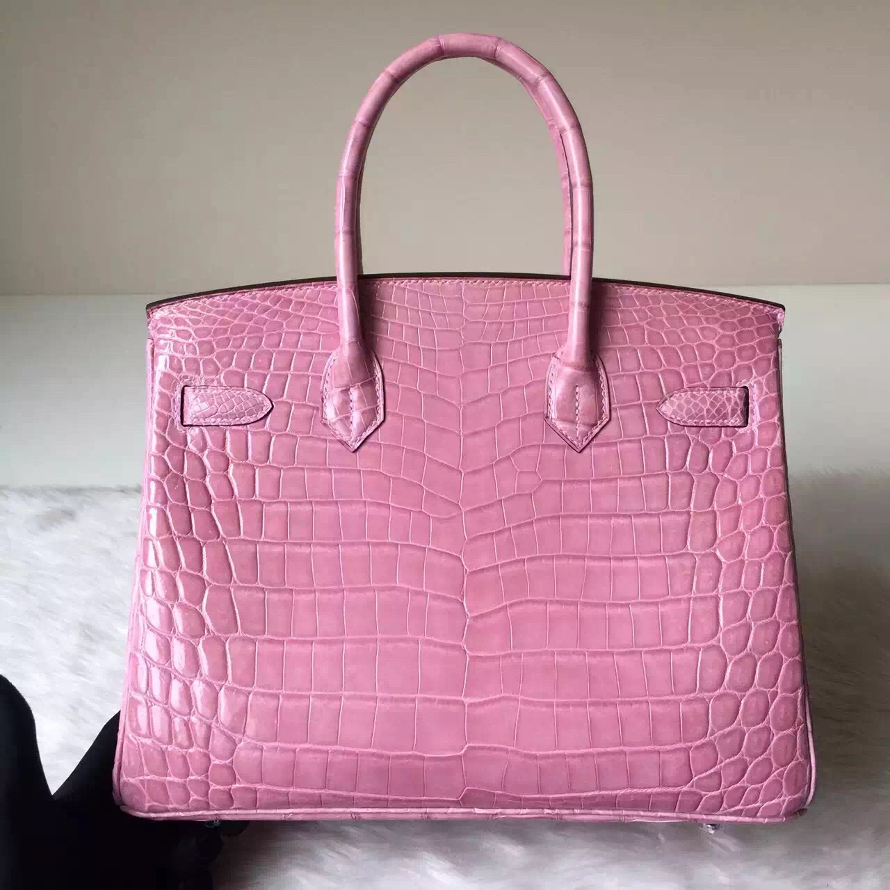 Women&#8217;s Bag Hermes Crocodile Shiny Leather Birkin 30cm in Peach Pink