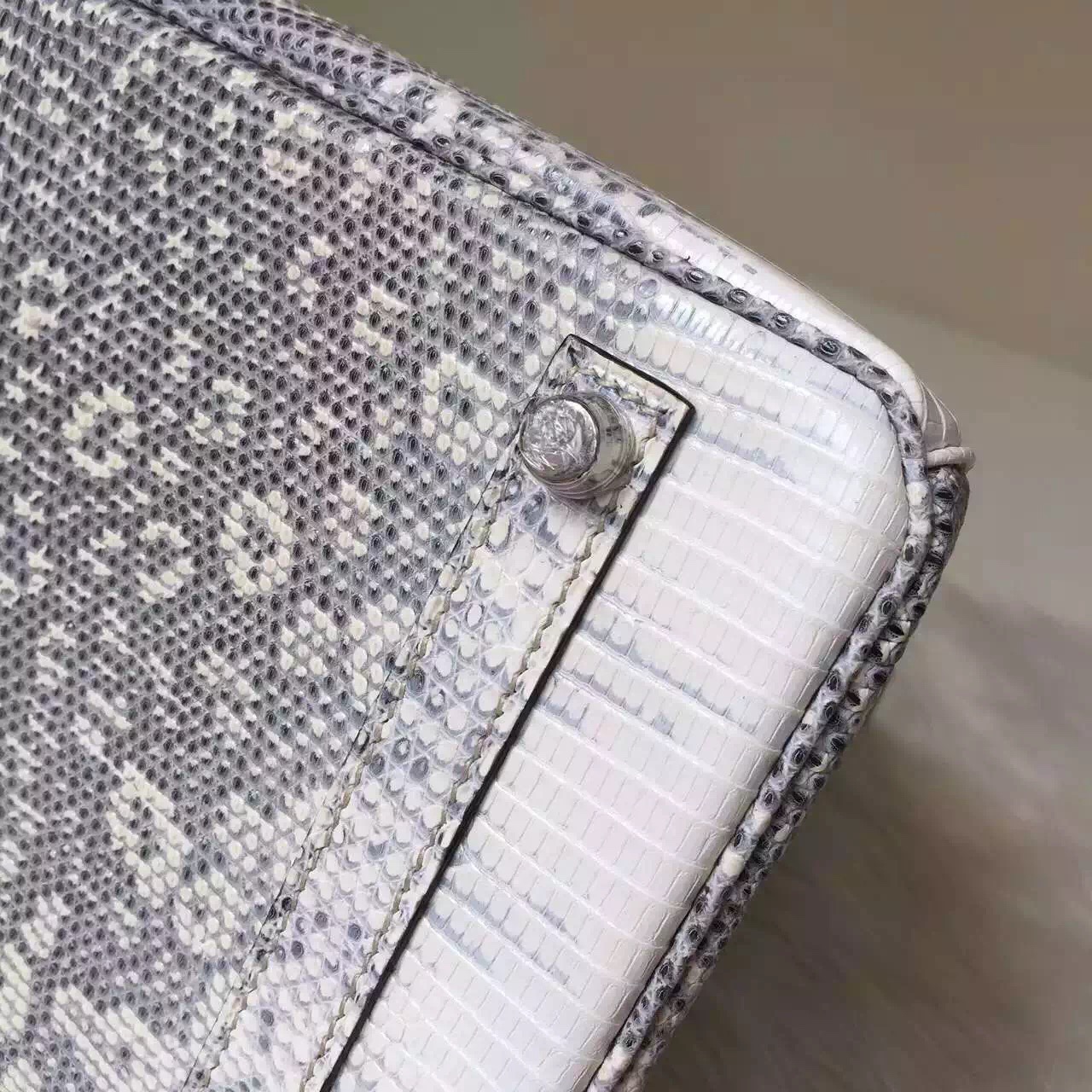 Noble Women’s Bag Hermes Nature Color Lizard Leather Birkin30CM