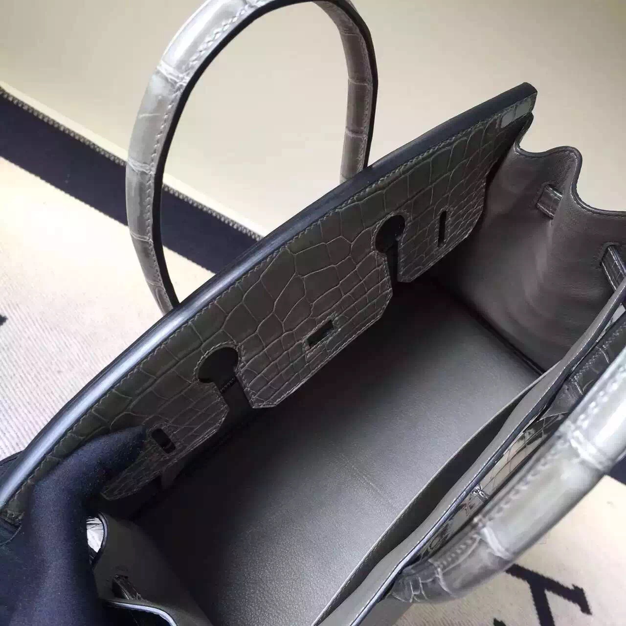 Discount Hermes Gris Tourterelle Shiny Crocodile Leather Birkin30cm