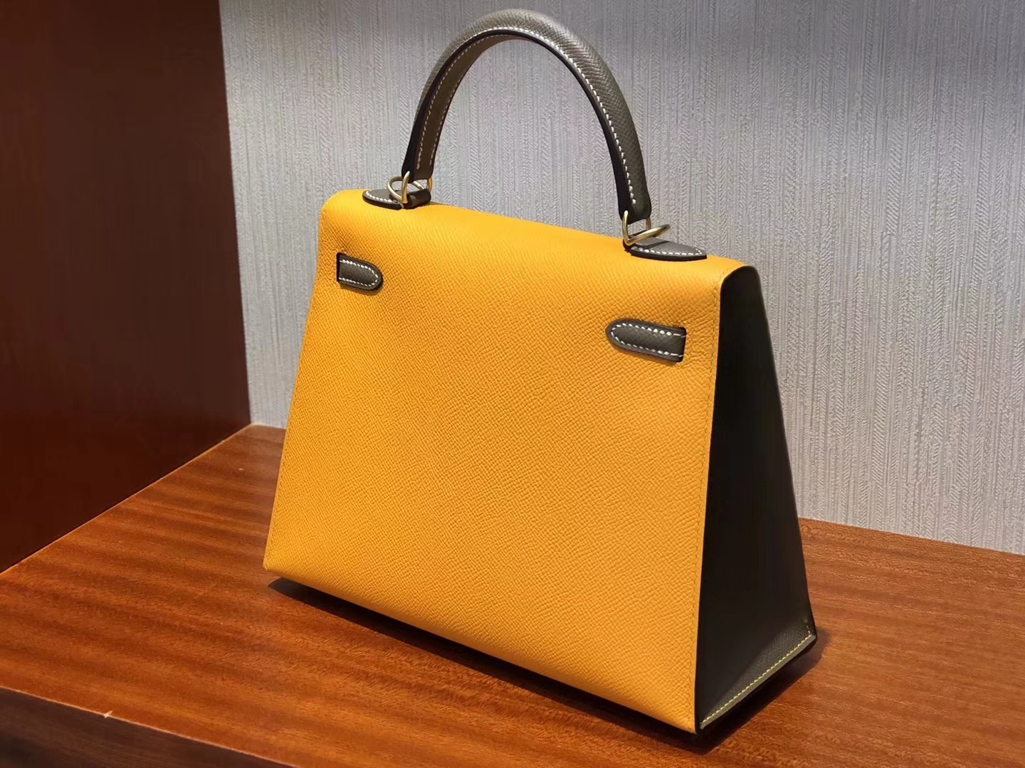 Sale Hermes 9V Jaune d&#8217;or/CK18 Etoupe Grey Epsom Calf Kelly25CM Bag