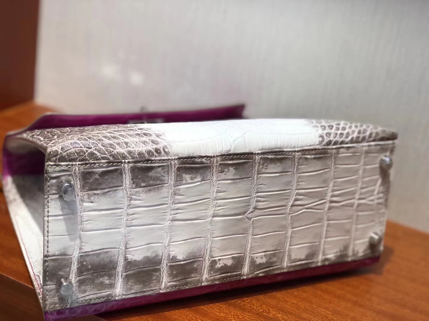 Noble Hermes Himalaya/J5 Rose Scheherazade Shiny Crocodile Kelly Bag Silver Hardware