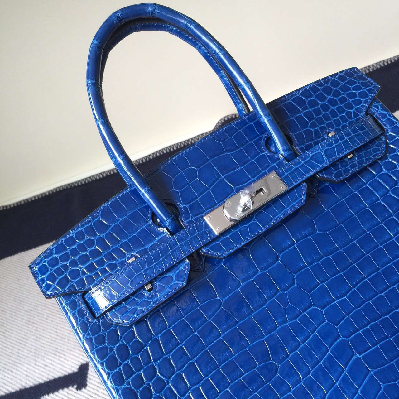 Discount Hermes Crocodile Shiny Leather Birkin30cm in 7Q Mykonos