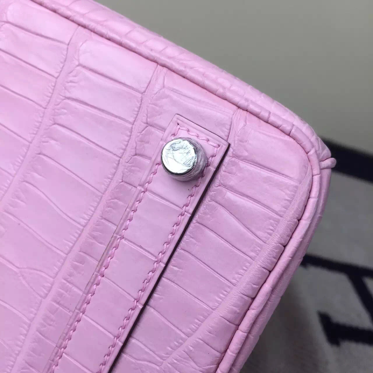 Sale Hermes Crocodile Matt Leather Birkin Bag30cm in 5P Rose Sakura