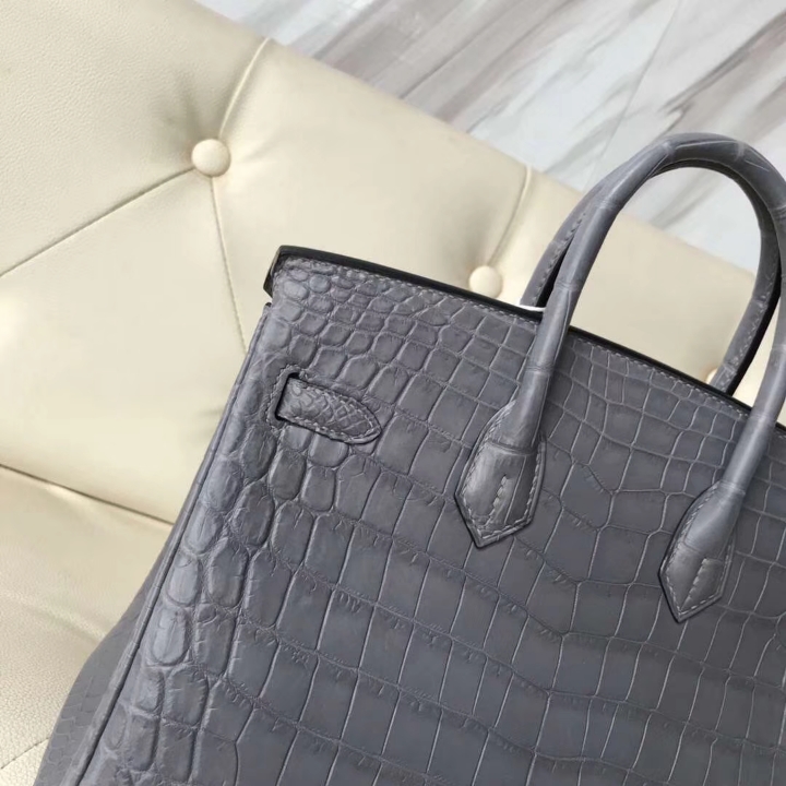 Elegant Hermes Mousse Grey Matt Crocodile Leather Birkin25CM Bag Gold Hardware