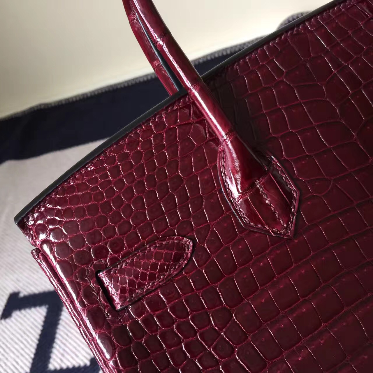 Hand Stitching Hermes Birkin Bag30cm in Bordeaux Porosus Shiny Crocodile Leather