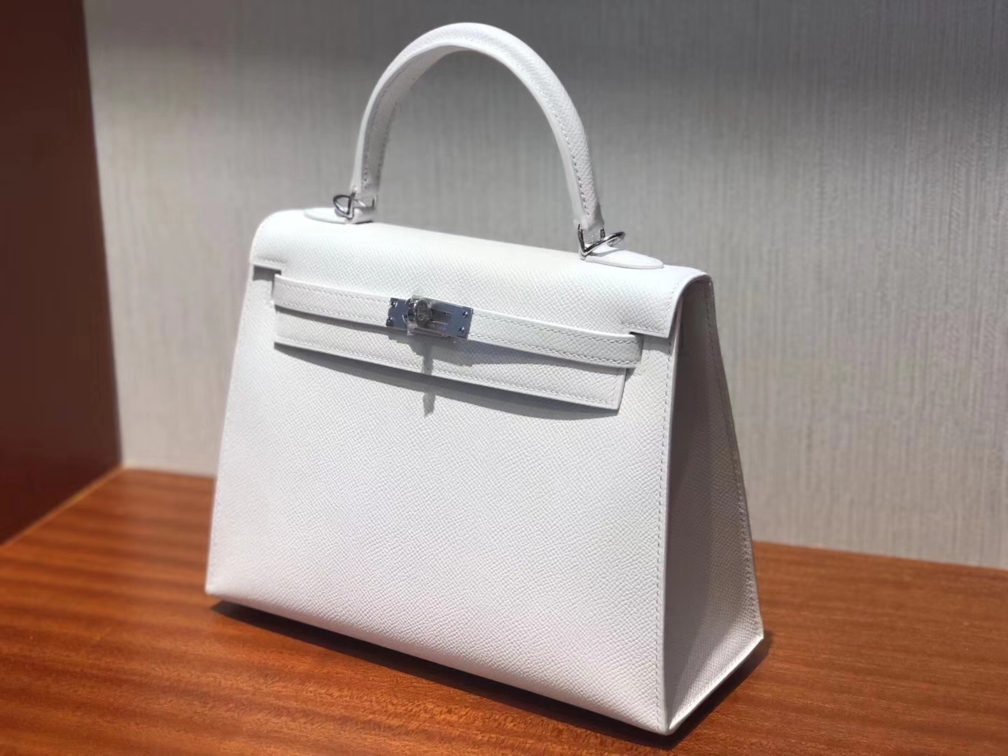 Elegant Hermes Epsom Calf Leather Sellier Kelly25CM Bag in 01Pure White Silver Hardware