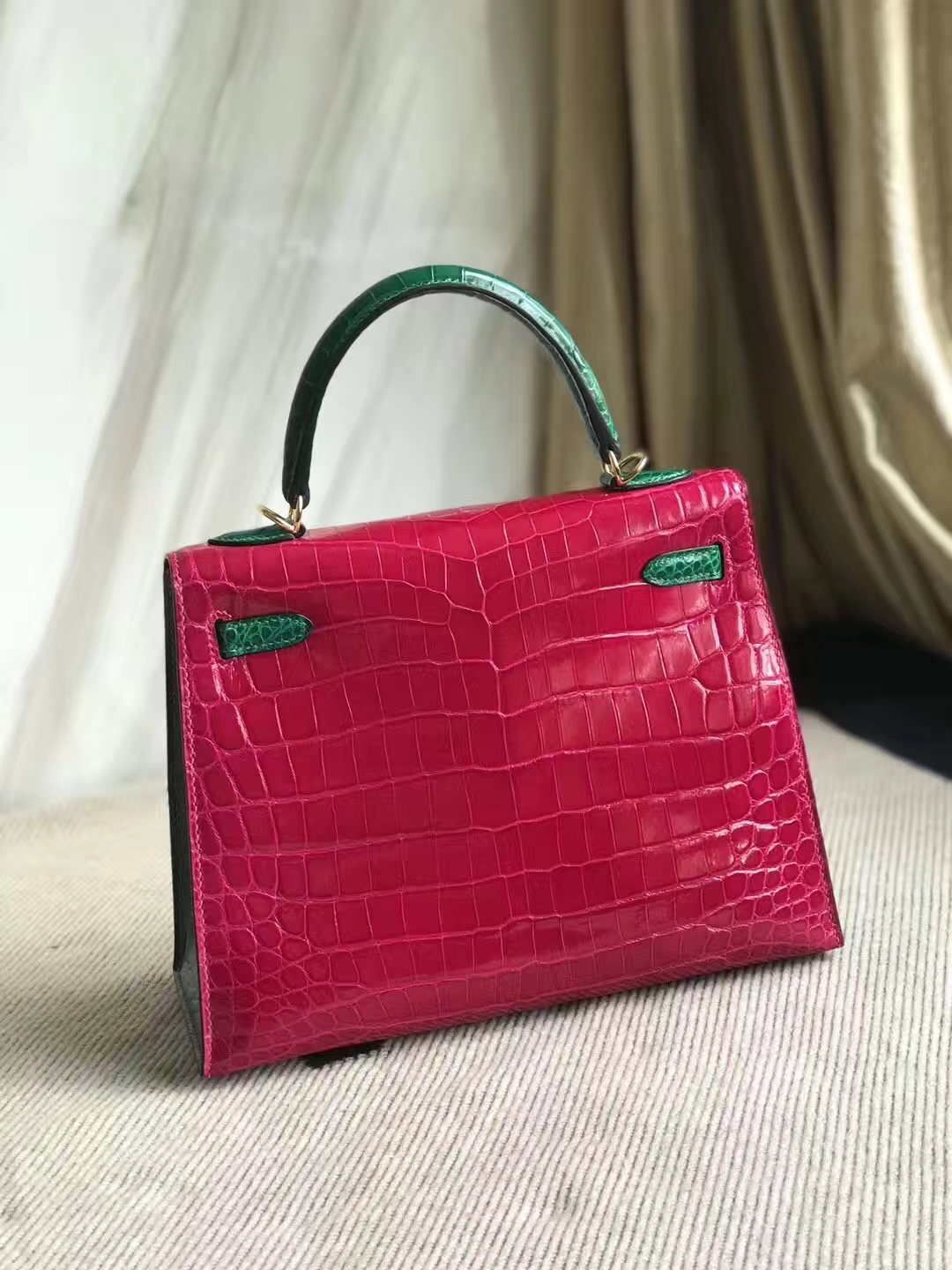 Elegant Hermes J5 Rose Scheherazade/6Q Emerald Green Crocodile Leather Kelly25CM Bag