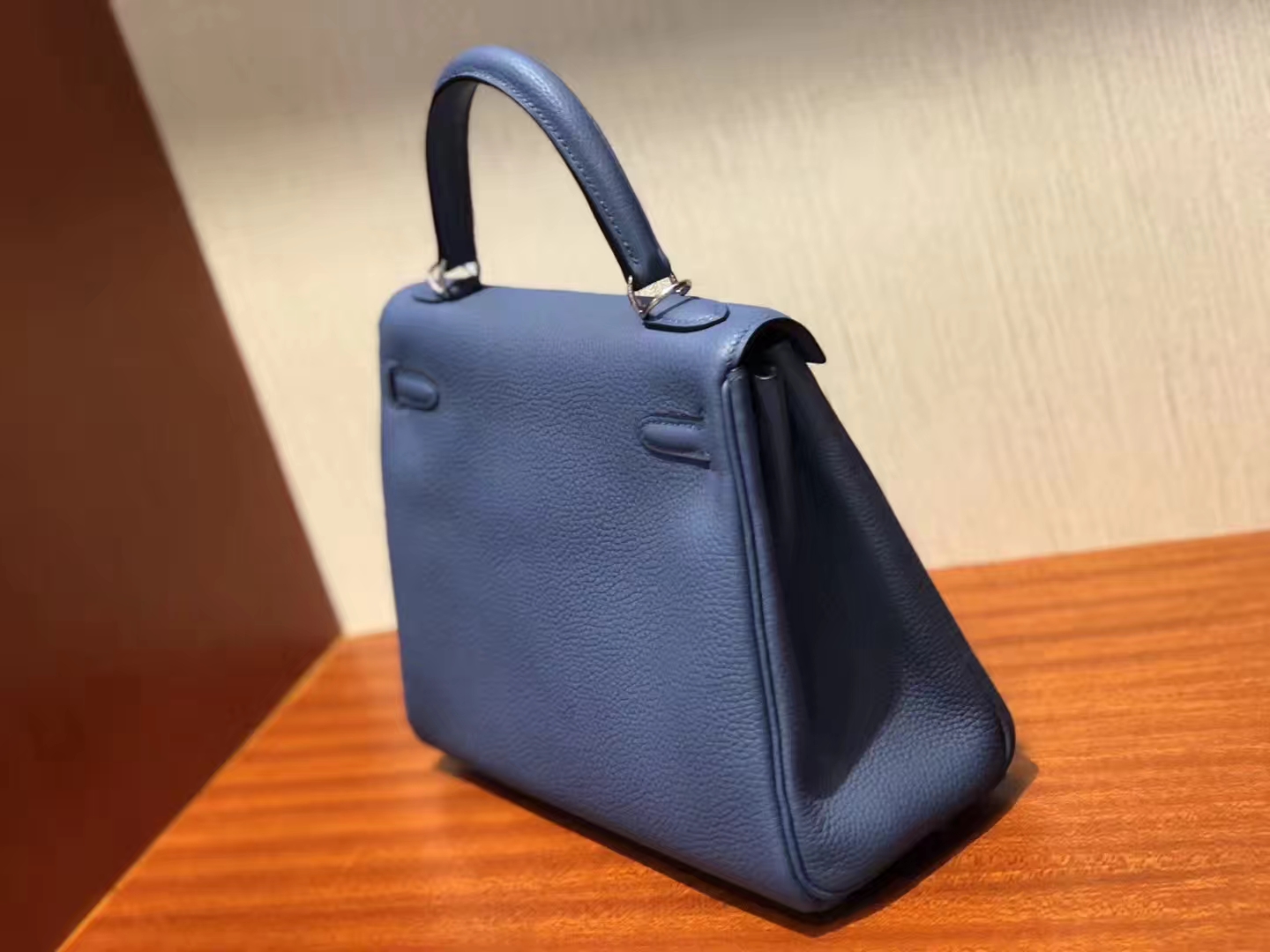 Elegant Hermes Togo Calf Kelly25cm Bag in 2R Blue Agate Silver Hardware