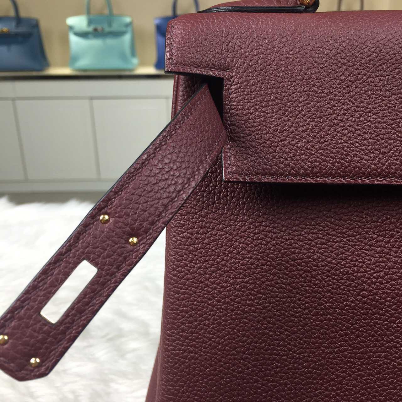 Hermes Kelly28 Retourne CK55 Hermes Red Togo Leather Gold Hardware