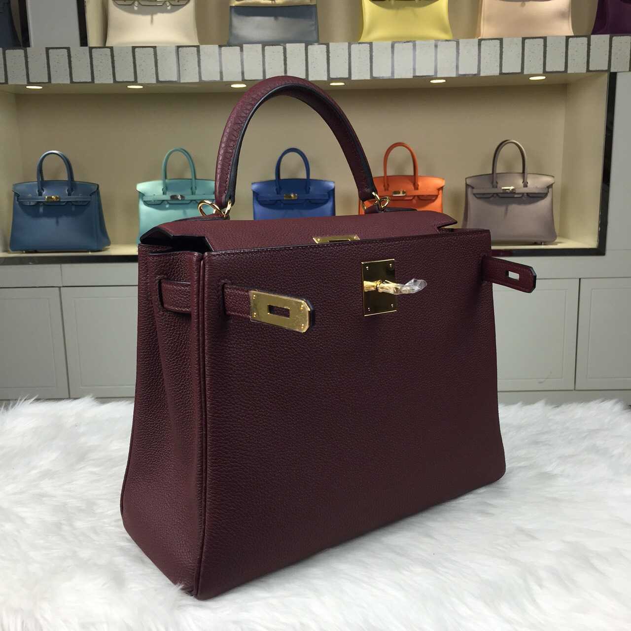 Hermes Kelly28 Retourne CK55 Hermes Red Togo Leather Gold Hardware
