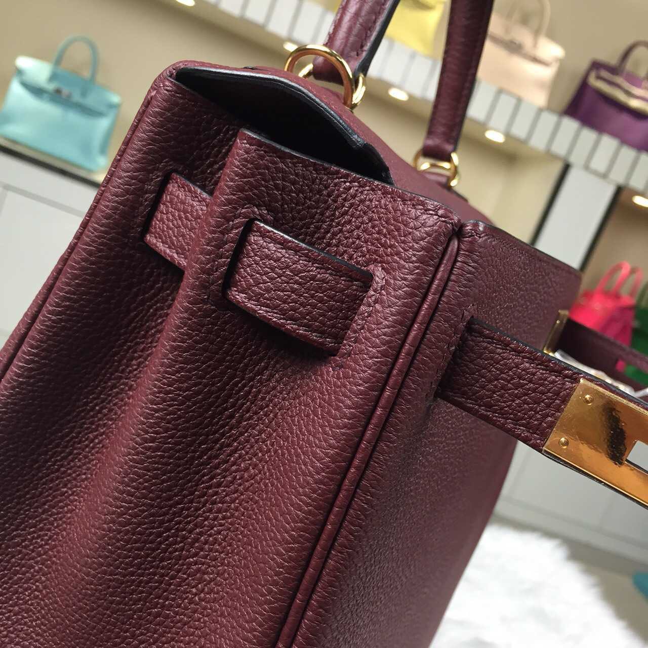 Hermes Kelly28 Retourne CK55 Hermes Red Togo Leather Gold Hardware