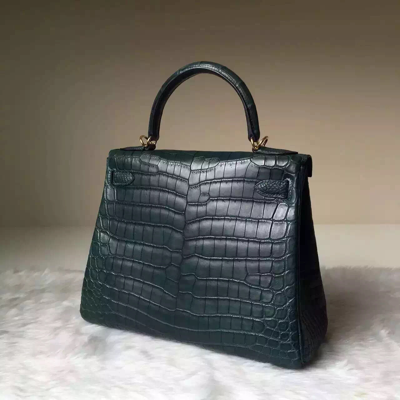 Cheap Hermes 1T Vert Tipien Crocodile Matt Leather Kelly 28cm