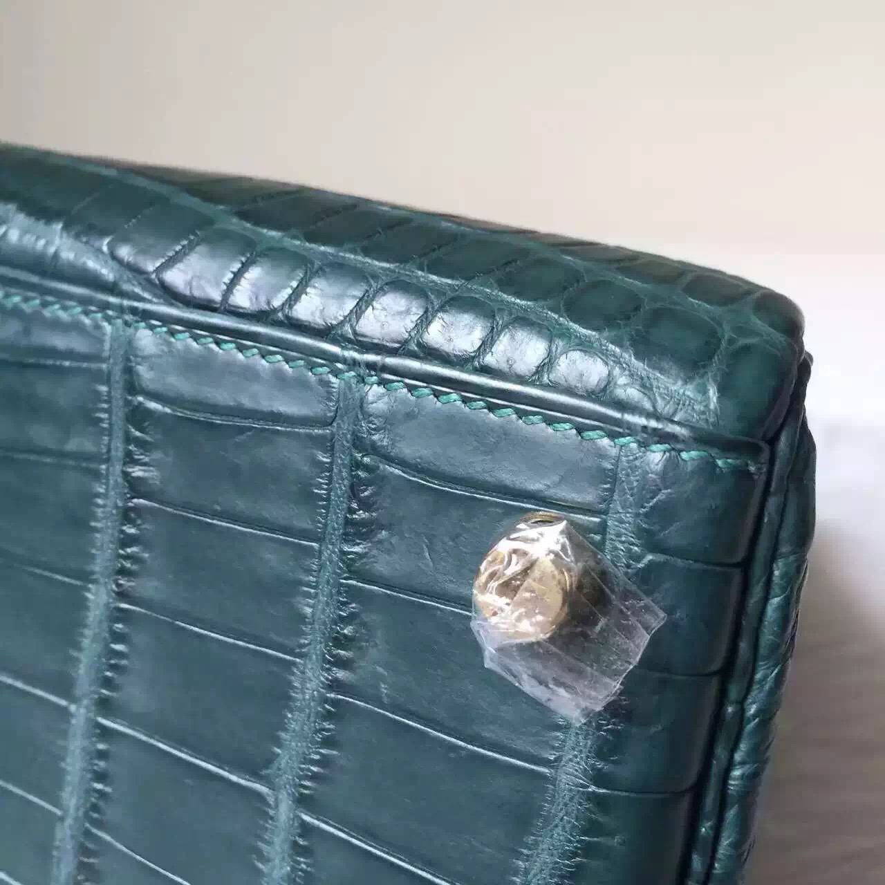 Cheap Hermes 1T Vert Tipien Crocodile Matt Leather Kelly 28cm