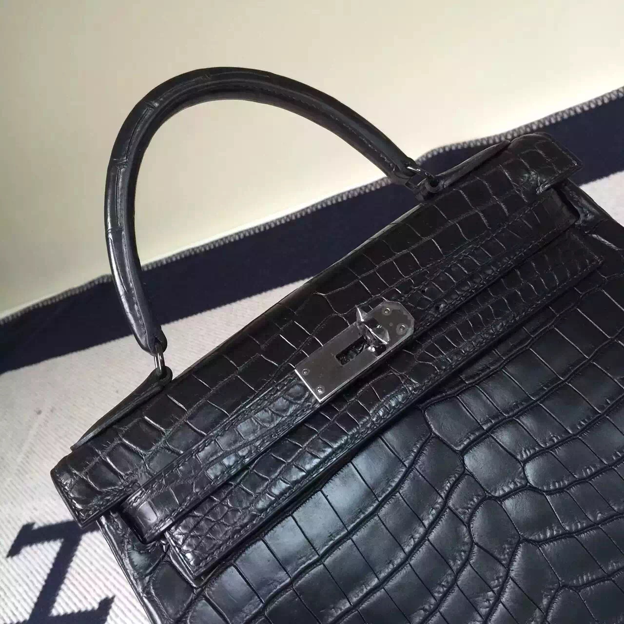 Wholesale Hermes Kelly Bag28cm CK89 Black Crocodile Matt Leather Black Hardware