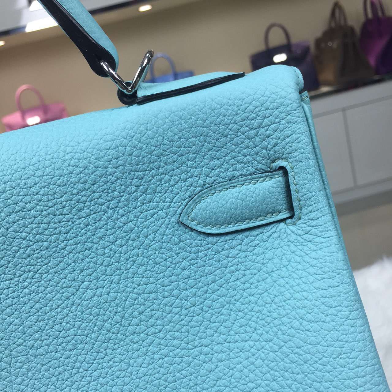 Hand Stitching Hermes Kelly 32CM Togo Calfskin Leather in 3P Lagon Blue