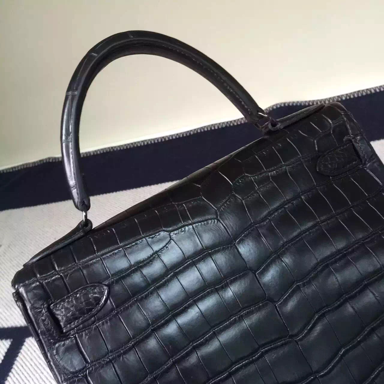 Wholesale Hermes Kelly Bag28cm CK89 Black Crocodile Matt Leather Black Hardware
