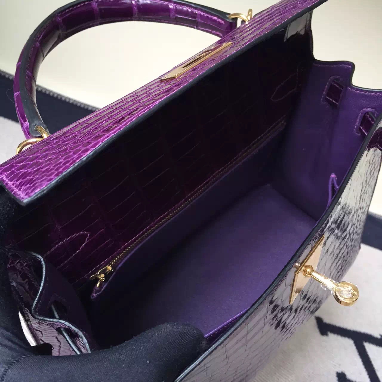 New Women&#8217;s Bag Hermes Grape Purple Crocodile Leather Kelly Bag28cm