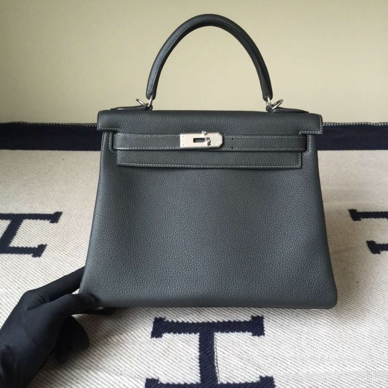Hand Stitching Hermes Togo Leather Retourne Kelly 28cm in Graphite grey