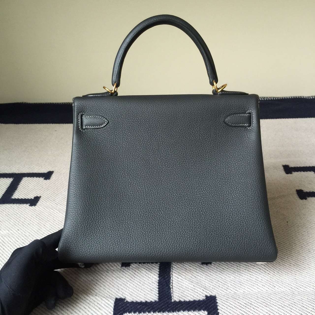 Hand Stitching Hermes Togo Leather Retourne Kelly28cm in Graphite grey