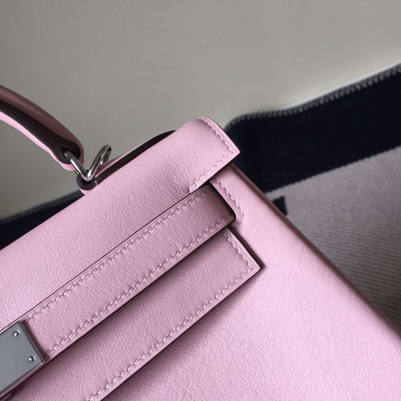 Discount Hermes New Pink Swift Calfskin Leather Retourne Kelly Bag28CM