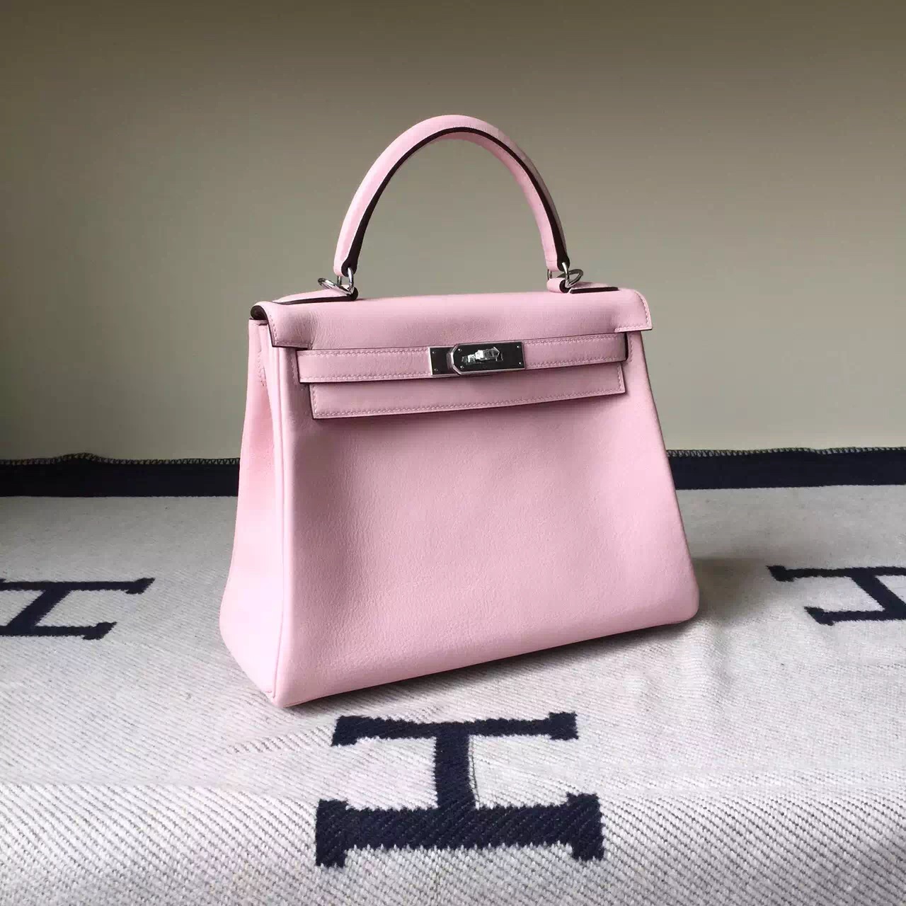 Discount Hermes New Pink Swift Calfskin Leather Retourne Kelly Bag28CM
