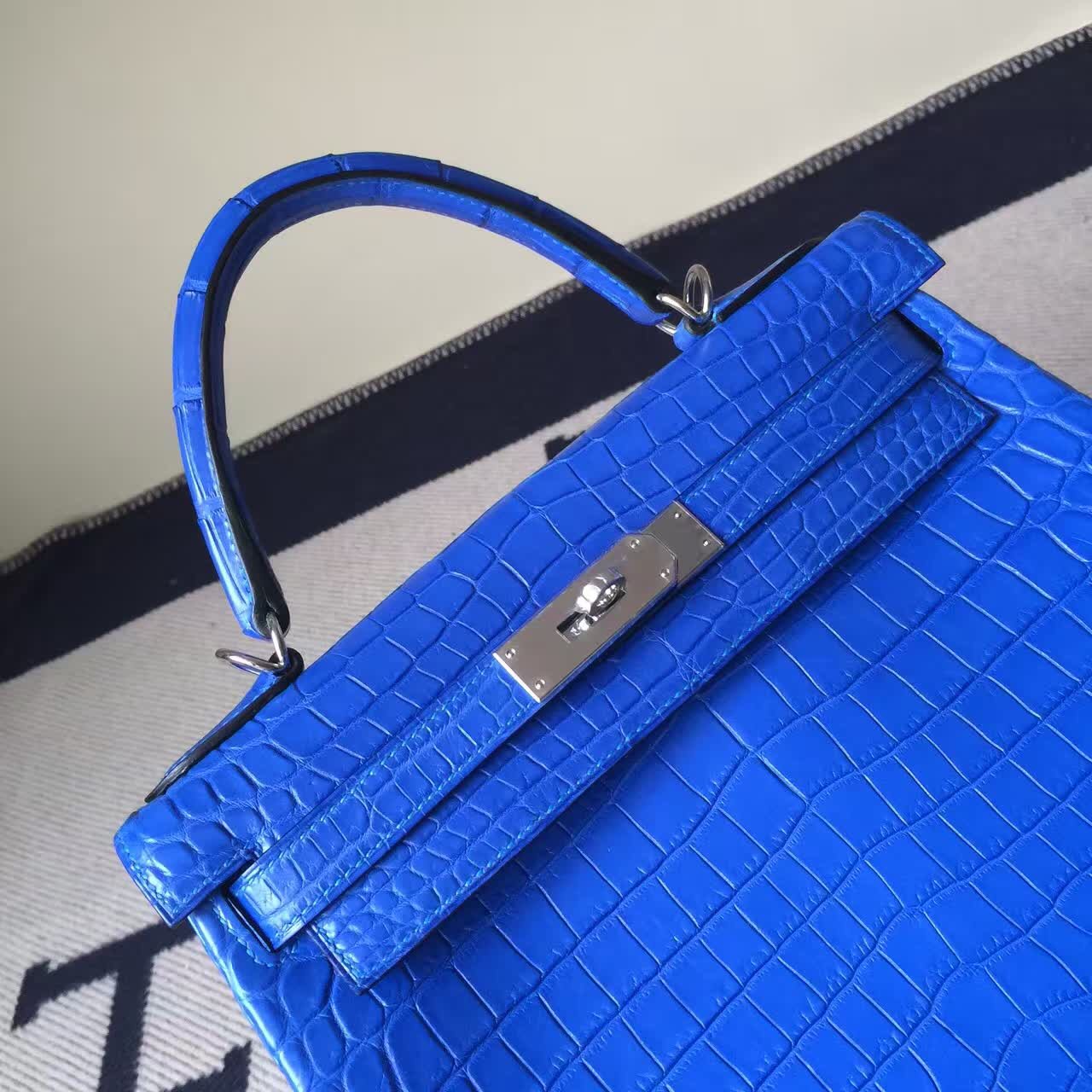 On Sale Hermes 7T Blue Electric Crocodile Matt Leather Retourne Kelly Bag28CM