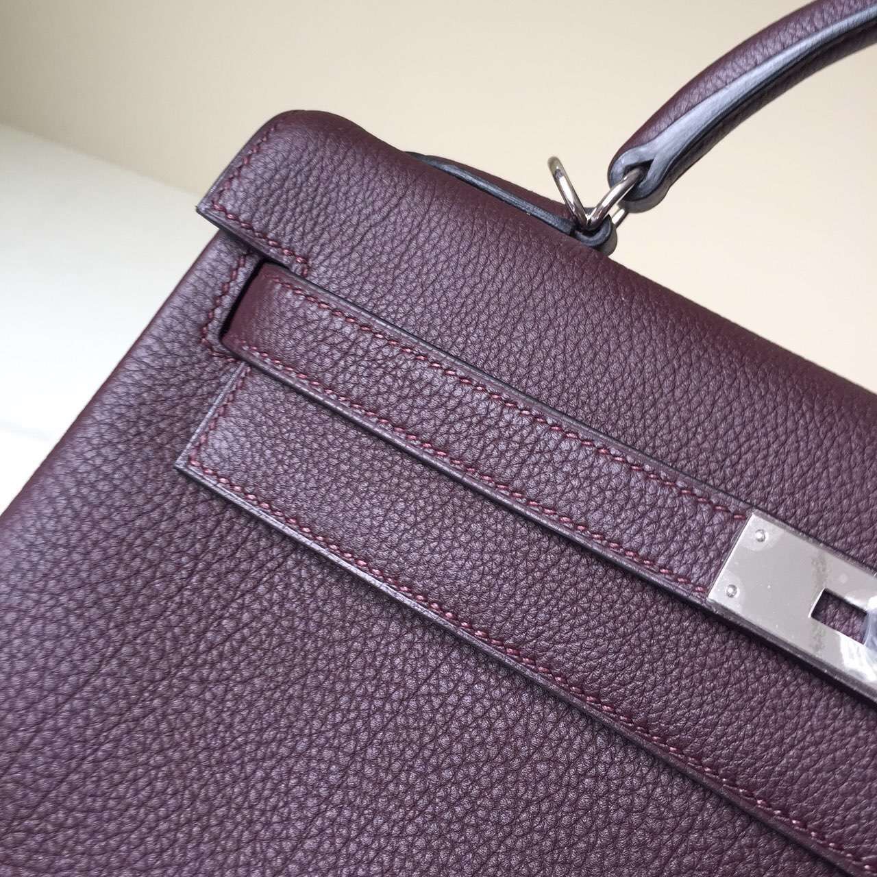 Hand Stitching Hermes Togo Leather Kelly Bag 32CM in Bordeaux