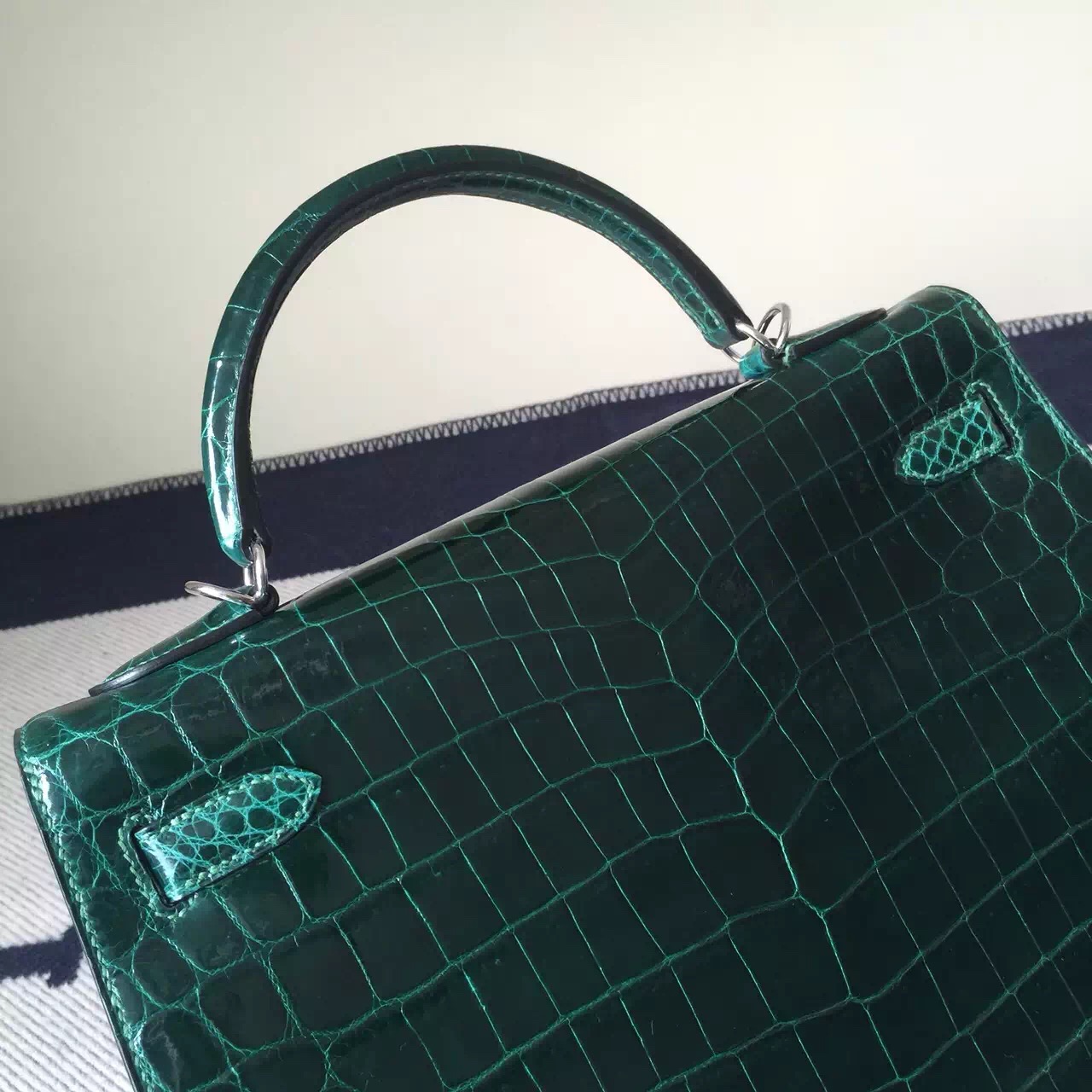 Hand Stitching Hermes Crocodile Leather Kelly Bag32cm in CK67 Vert Fonce