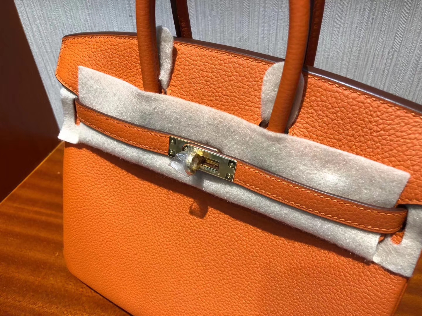 Discount Hermes 93 Orange Togo Calf Birkin Bag25CM Gold Hardware