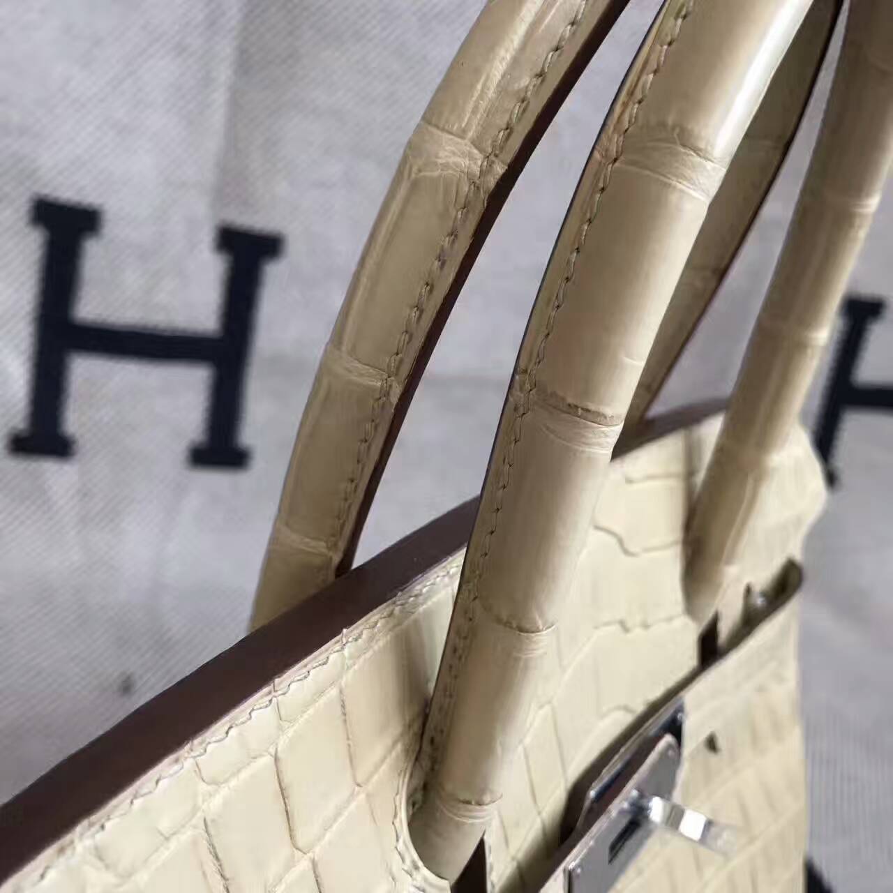 Sale Hermes 1C Yellow Crocodile Matt Leather Birkin Handbag 30cm