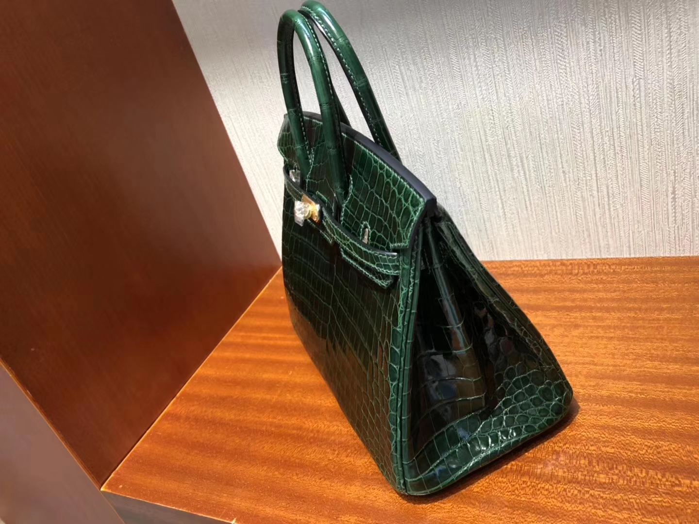 Wholesale Hermes CK67 Vert Fonce Shiny Crocodile Birkin25CM Bag Gold Hardware