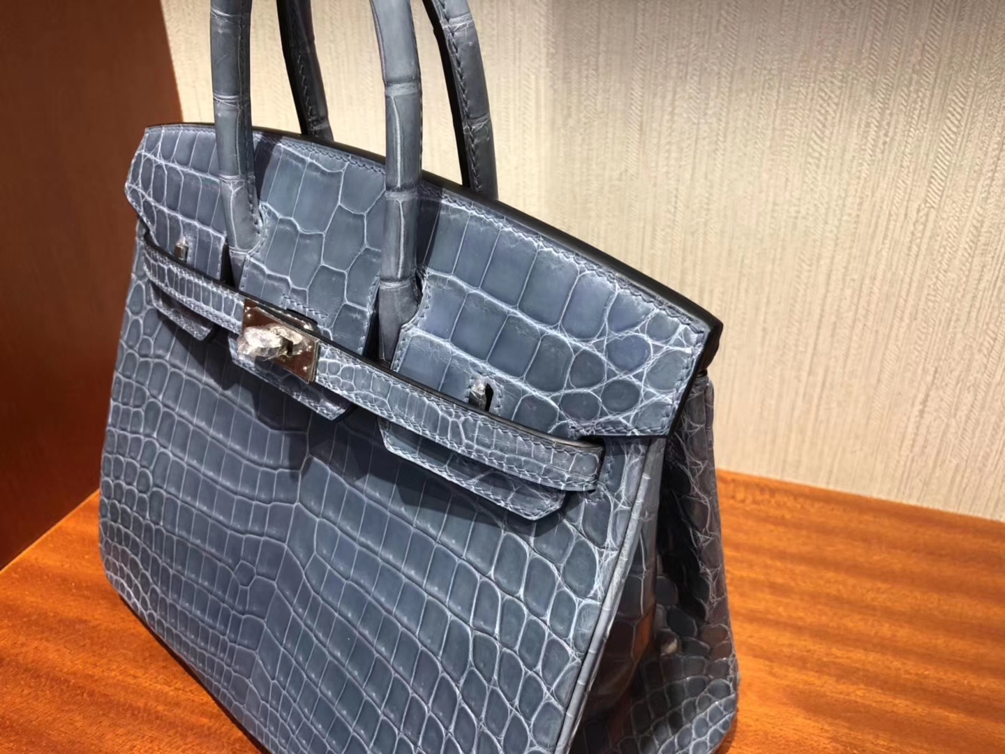 Stock Hermes Shiny Crocodile Birkin25CM Women&#8217;s Bag CK75 Blue Jean Silver Hardware