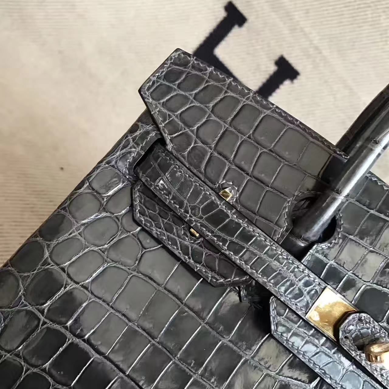 On Sale Hermes 8F Etain Grey Crocodile Shiny Leather Birkin Bag 30cm