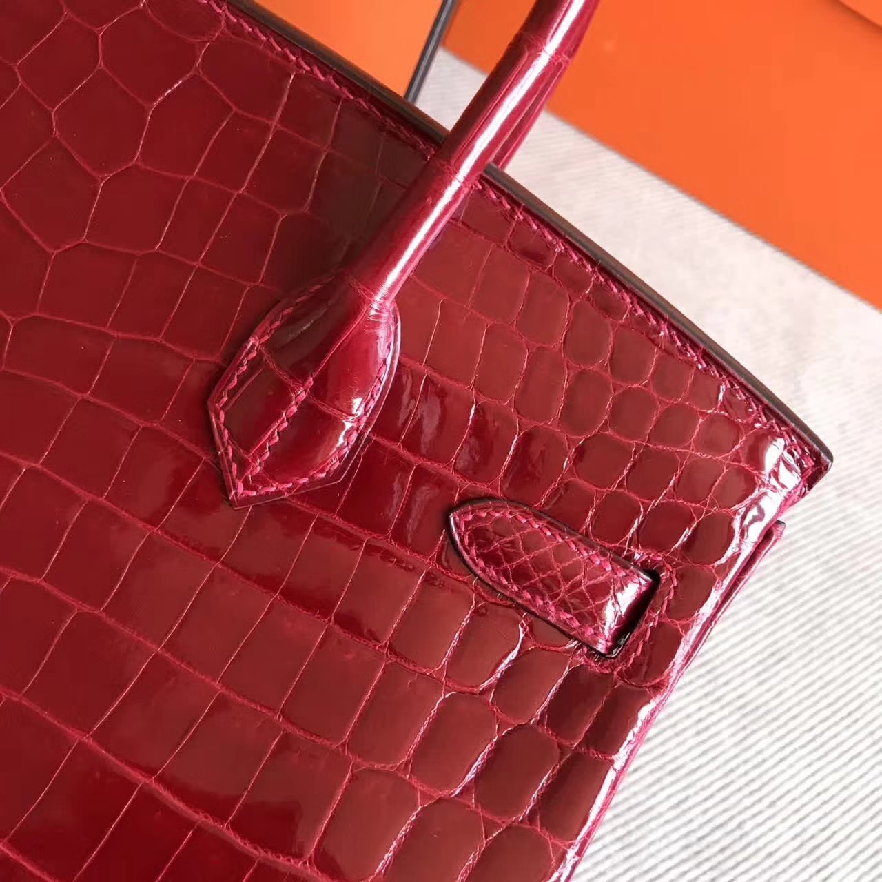 Discount Hermes Q5 Rouge Casaque Crocodile Shiny Leather Birkin Bag30cm