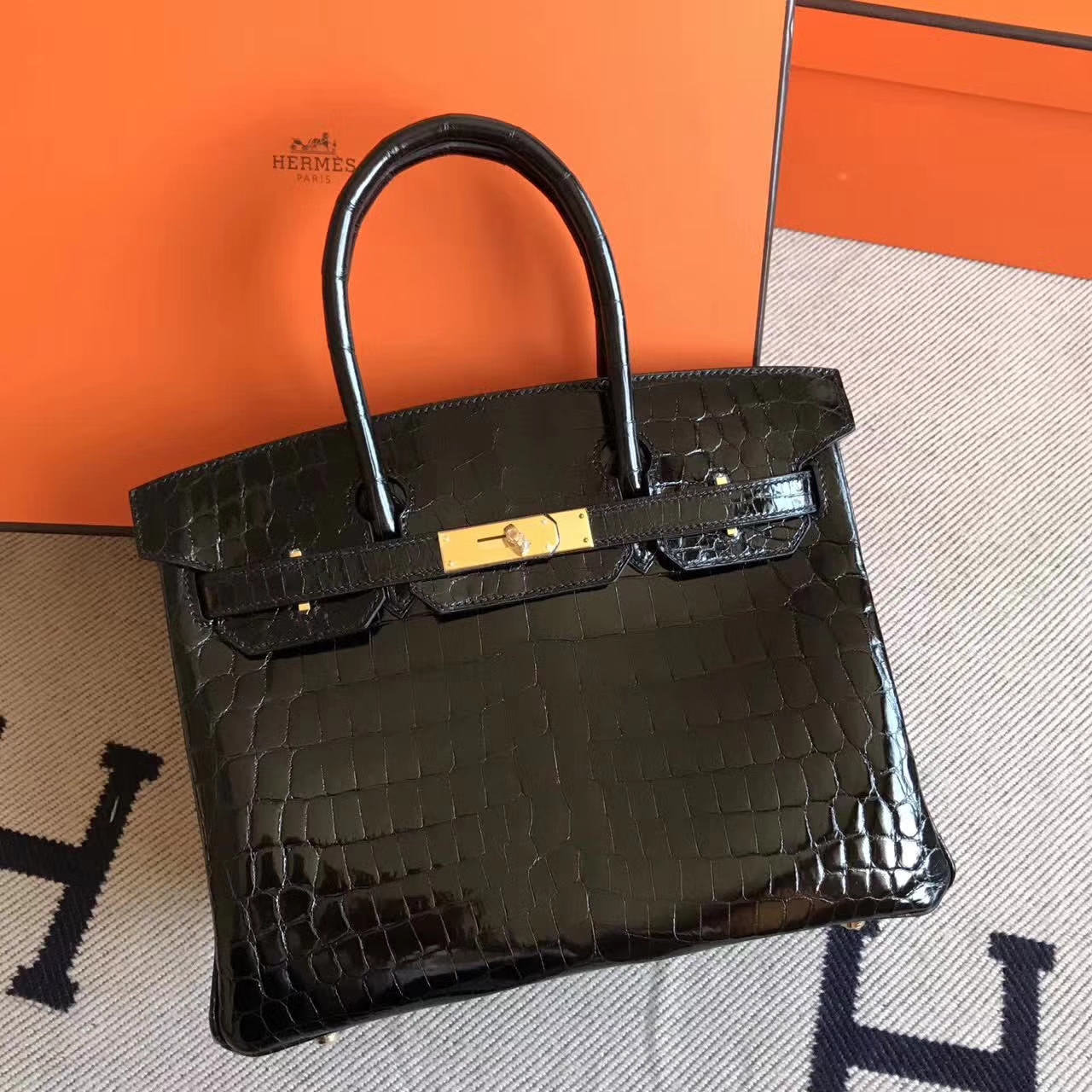 Hand Stitching Hermes Ck89 Black Crocodile Shiny Birkin30 Bag Gold Hardware