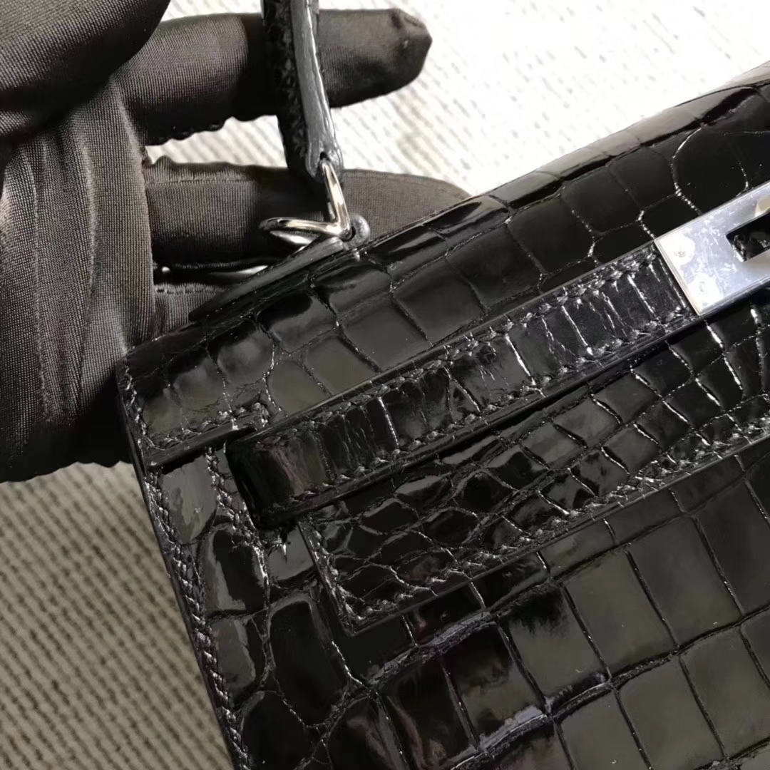 Elegant Hermes Shiny Crocodile Leather Kelly25CM Bag in CK89 Black Silver Hardware