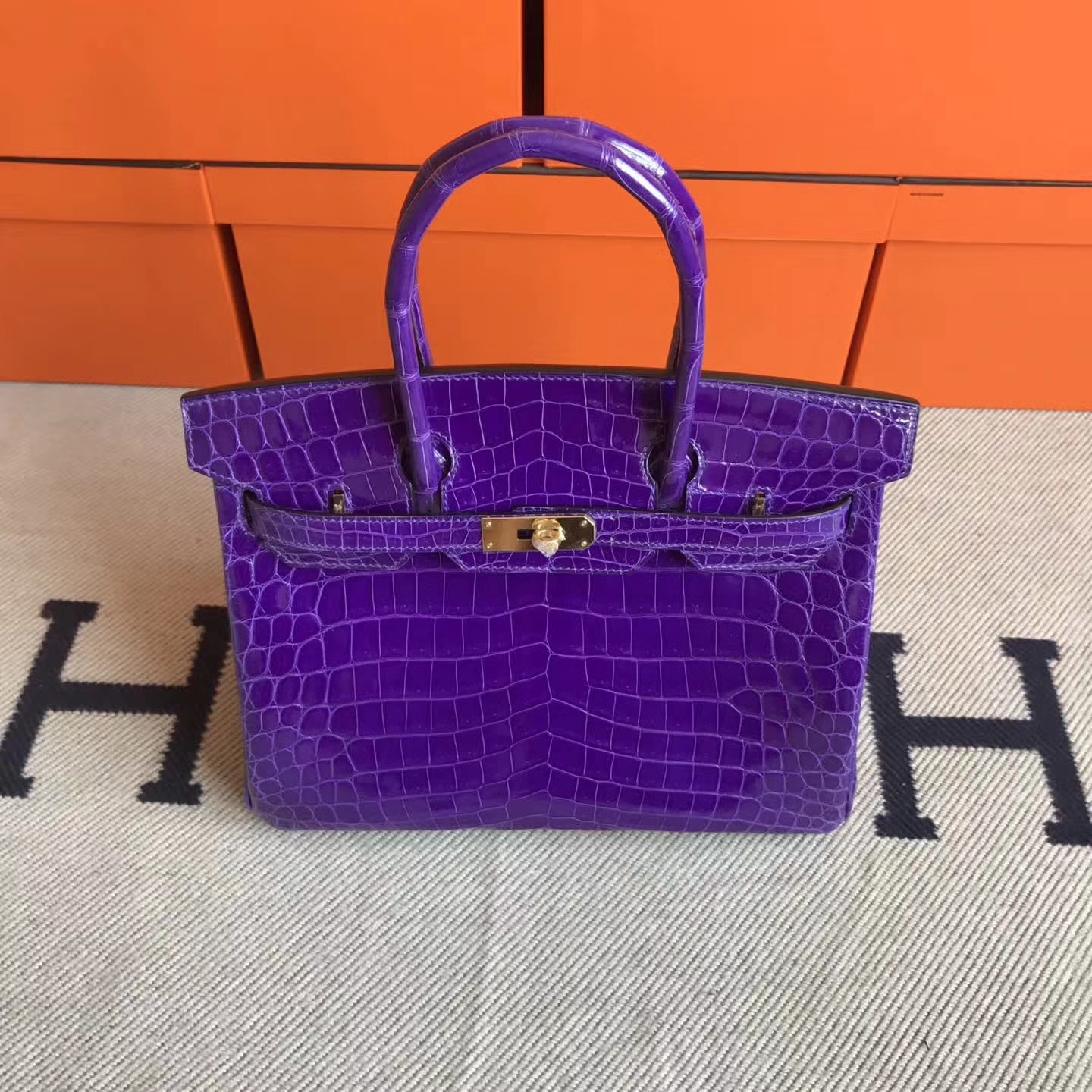 Elegant Hermes 5L Ultraviolet Crocodile Shiny Leather Birkin30cm Bag