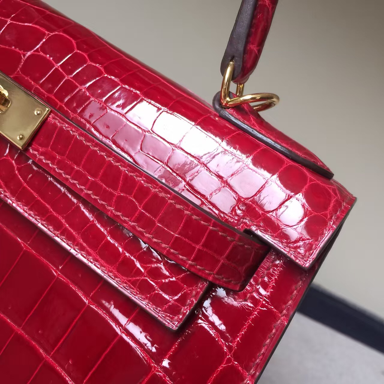Hand Stitching Hermes CK55 Rouge Hermes Crocodile Shiny Leather Kelly Bag28CM