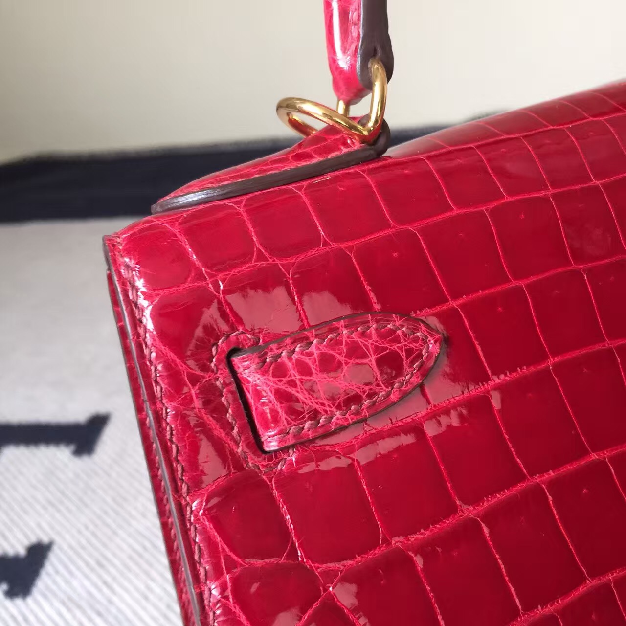 Hand Stitching Hermes CK55 Rouge Hermes Crocodile Shiny Leather Kelly Bag28CM